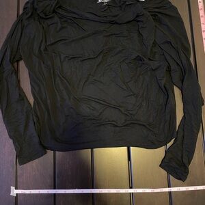 NWT Express Soft Black Boatneck Bateau Top